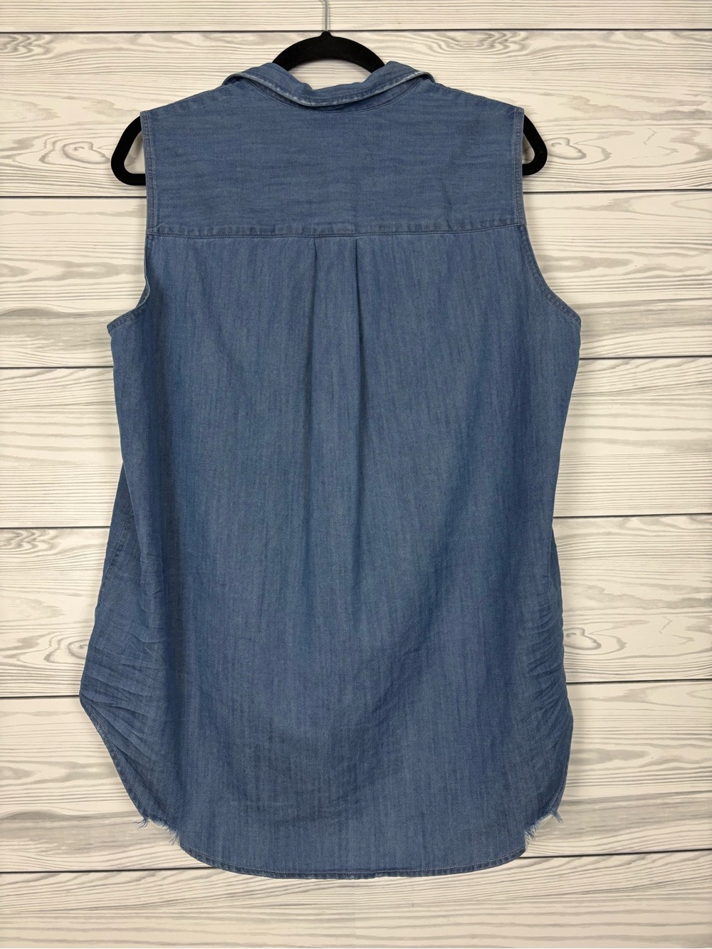 Frank & Eileen Fiona indigo ruffle collar sleeveless button down shirt medium - Picture 9 of 10